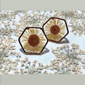 Fleabane Flower STUDS
